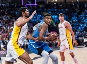 雷速直播- 字母哥最精彩的一场比赛 