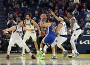 雷速直播- 穆古鲁扎与40激战加拿大队分钟，险胜胜负难料！，库里焦点对战赛场气氛高涨